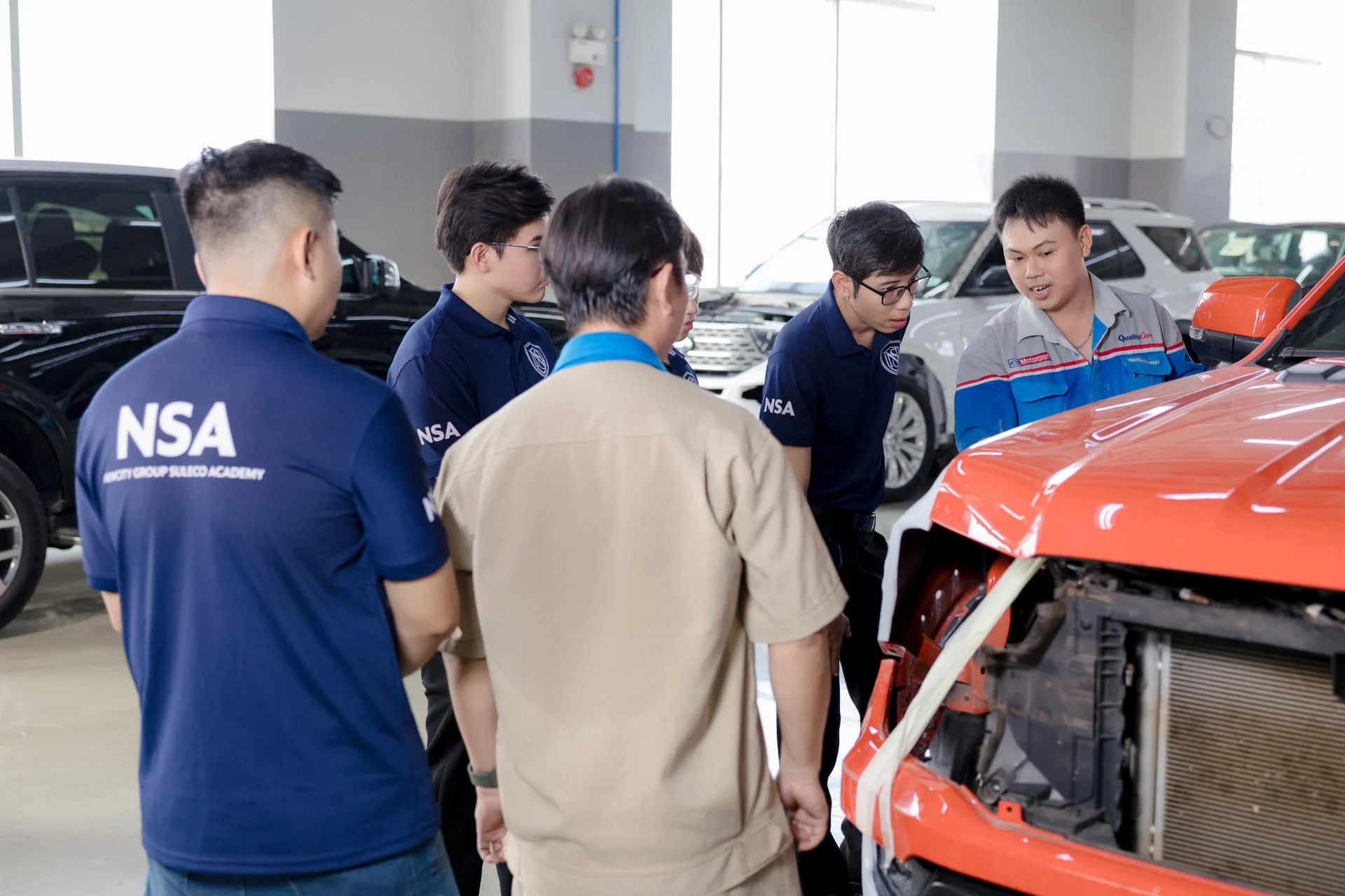 Kỹ thuật sửa chữa thân vỏ ô tô cơ bản